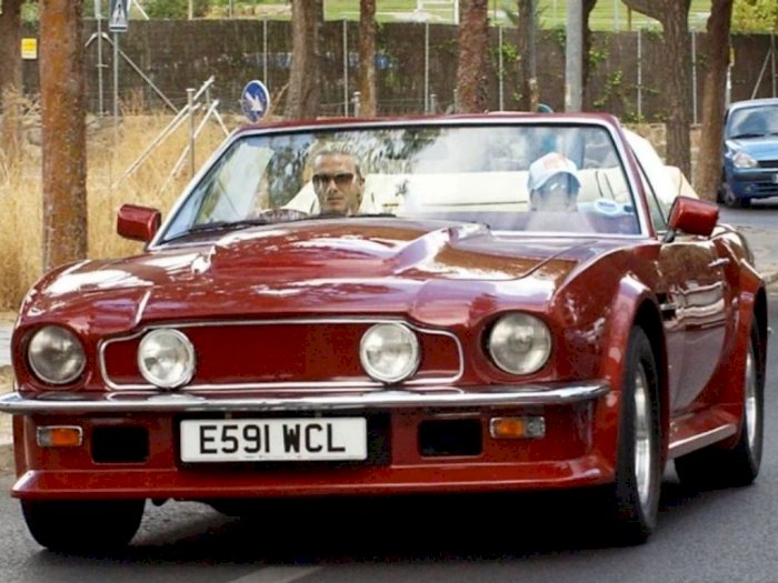 Mengenal Aston Martin V8 Volante, Mobil Kesayangan David Beckham yang Dijual Rp 7.8 Miliar