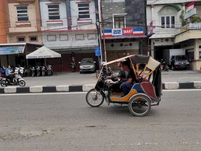 Beginilah Kelakuan Becak Motor di Medan, Bikin 'Palak'!