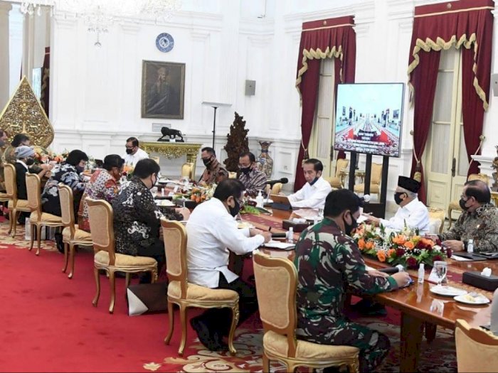 Inilah Alasan Jokowi Memberi Teguran Keras kepada Para Menterinya
