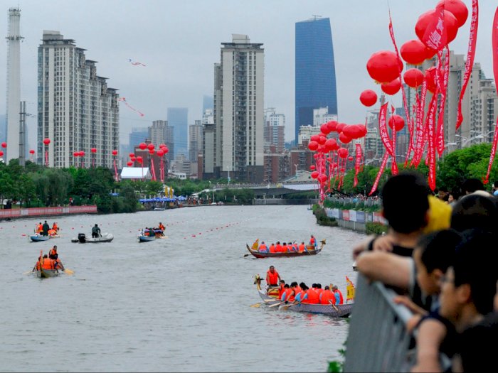 Festival Perahu Naga di Shanghai Dibanjiri Jutaan Wisatawan
