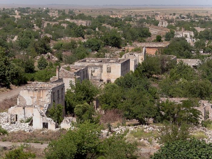Kota Mati Agdam yang Ditinggalkan Karena Perang