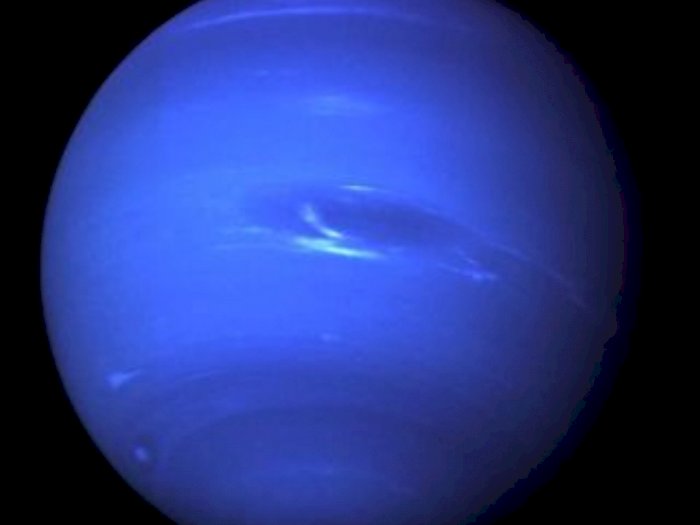 Ternyata Ini Penyebab Planet Neptunus Berwarna Biru Tua
