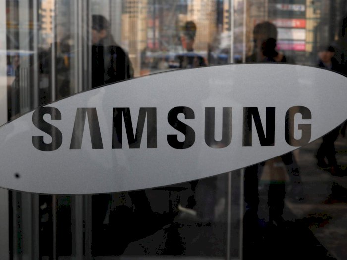 Ikuti Apple, Samsung Dikatakan Tak Berikan Charger di Box Smartphone Terbarunya!