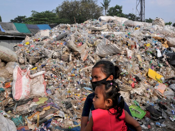 Gerakan Kurangi Kantong Plastik Cegah Sampah ke Laut, Gawat Kini 590 Ribu Ton Per Tahun