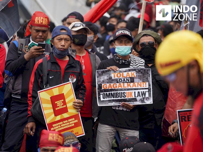 Polda Metro Amankan Puluhan Orang saat Aksi Demo di DPR Kemarin