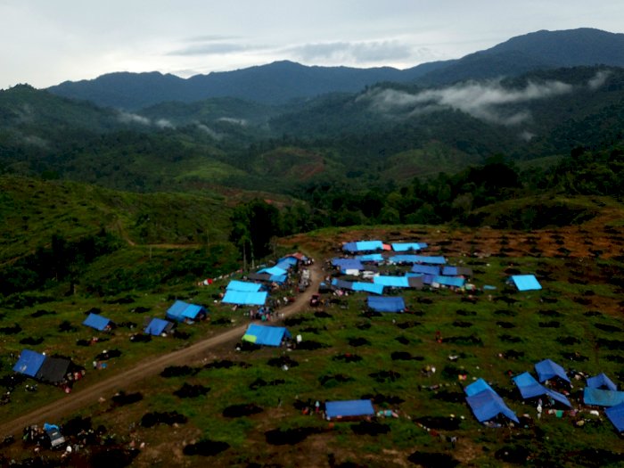 FOTO: Pantauan dari Udara Tenda Pengungsi Korban Banjir Bandang Masamba