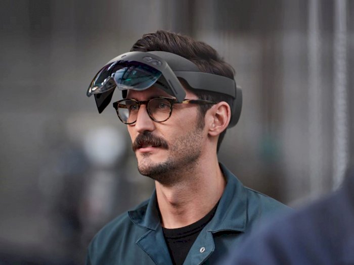 Microsoft Mulai Jual Perangkat AR HoloLens 2 dengan Harga Rp51 Jutaan, Tertarik?