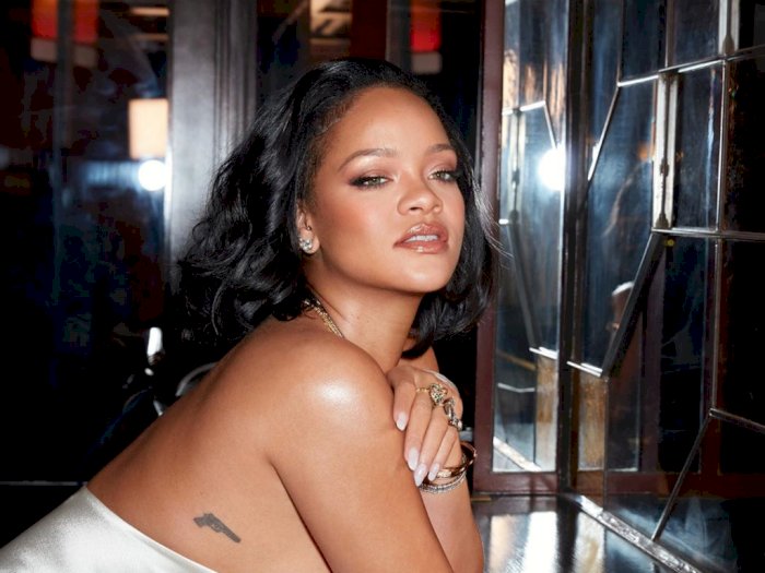 Rihanna Segera Rilis Produk Skincare, Ternyata Ini Harapan Publik