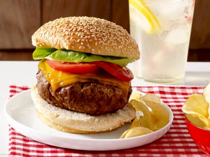 Membuat Beef Burger Sendiri di Rumah? Ikuti Resep Berikut