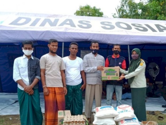 Mahasiswa Polbangtan Beri Bantuan Sembako untuk Pengungsi Rohingya di Aceh