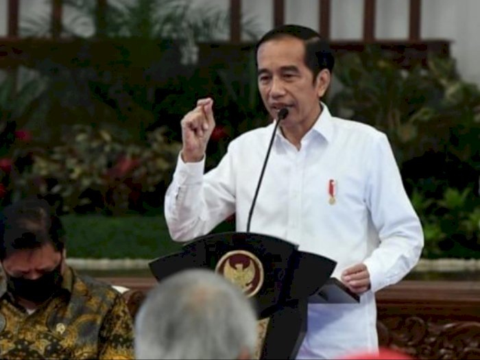 Jokowi Berikan Modal Dana Kerja Produktif Senilai Rp381 Miliar kepada UKM