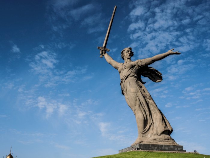 Patung The Motherland Calls, Dirancang Untuk Mengenang Pertempuran Stalingrad 