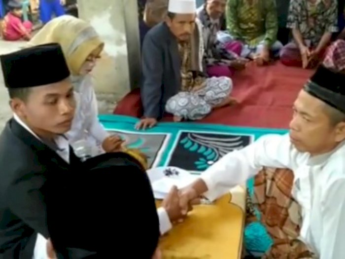 Viral Pernikahan dengan Mahar Cuma Rp 1.000 di Lombok, Mempelai Wanita Tertunduk Lesu