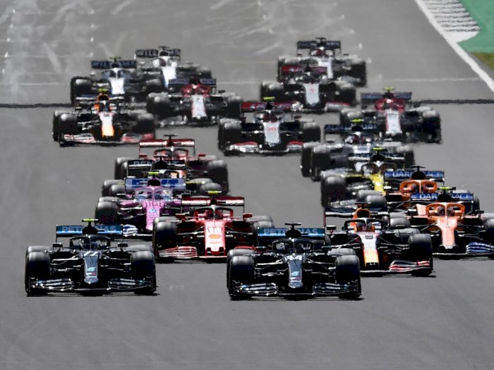 Hasil F1 Inggris 2020 : Lewis Hamilton Memenangkan Balapan, Kevin Magnussen Keluar Balapan