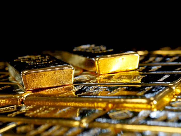 Harga Emas Dunia Stabil di Tengah Pelemahan Dolar AS