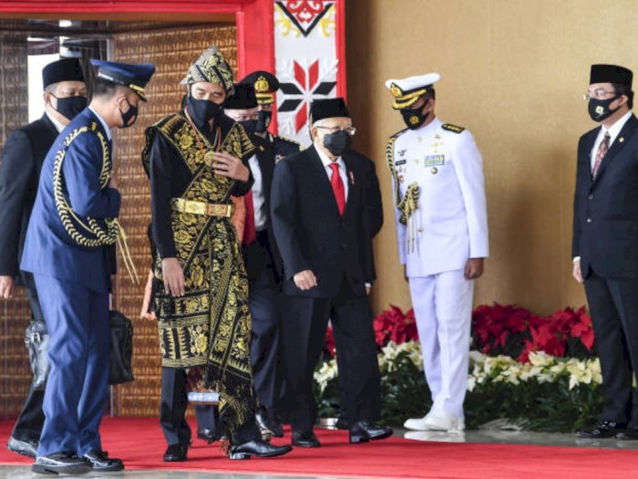 Jokowi Pakai Baju Adat Sabu dari NTT, Ketua DPR Puan Maharani Lempar Pujian