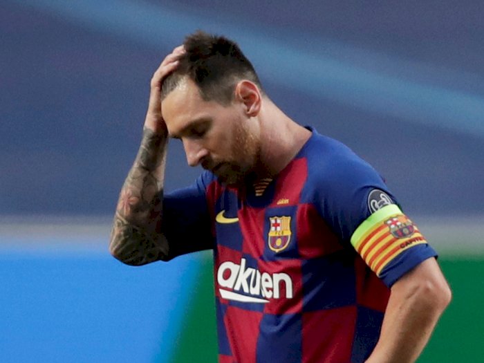 Ferdinand Isyaratkan Messi Pertimbangkan Masa Depannya di Barcelona