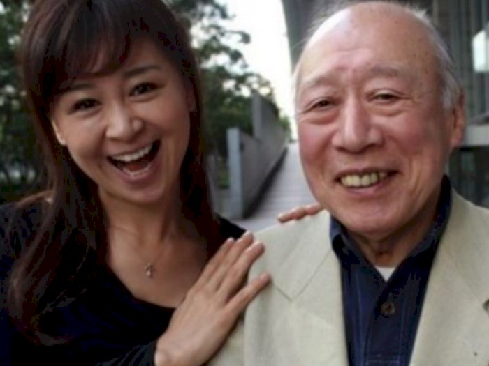 Selamat! Kakek Sugiono Berulang tahun yang ke-86, Rahasiannya Tetap Bugar Adegan Ranjang 