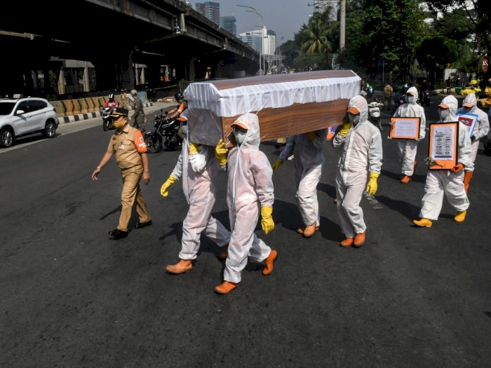 Angka Kematian Akibat COVID-19 di Indonesia Masih di Atas Rata-rata