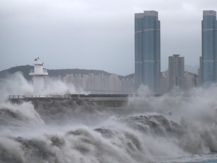 FOTO: Topan Haishen Menuju Korea Selatan Setelah Menghantam Jepang