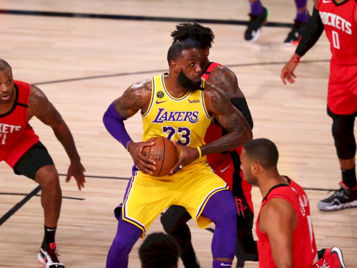 FOTO: Los Angeles Lakers Tundukkan Houston Rockets 110-100, Memimpin Seri 3-1