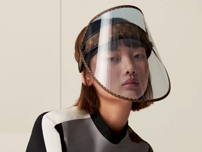 Rumah Mode Ternama Louis Vuitton Meluncurkan Pelindung Wajah untuk Menangkis Virus Corona