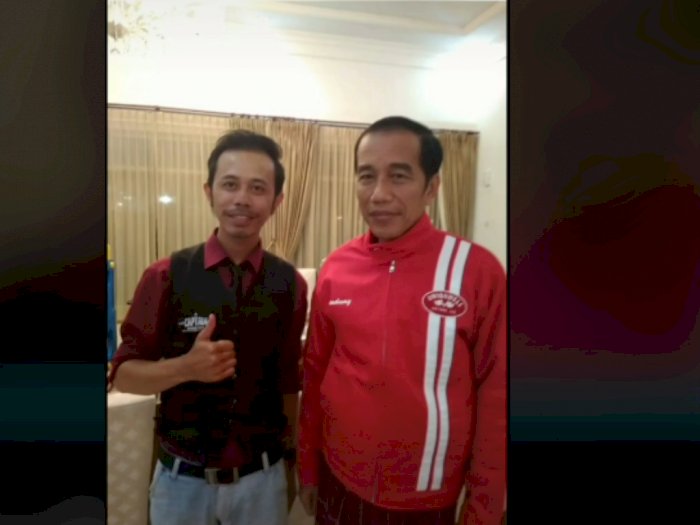 Cerita Tukang Cukur Diminta Potong Rambut Jokowi, Deg-degan hingga Dijemput Ajudan