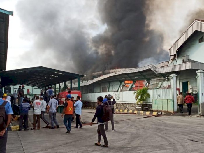 Gudang Makanan di Tanjung Morawa Terbakar, Begini Kronologi Kejadiannya