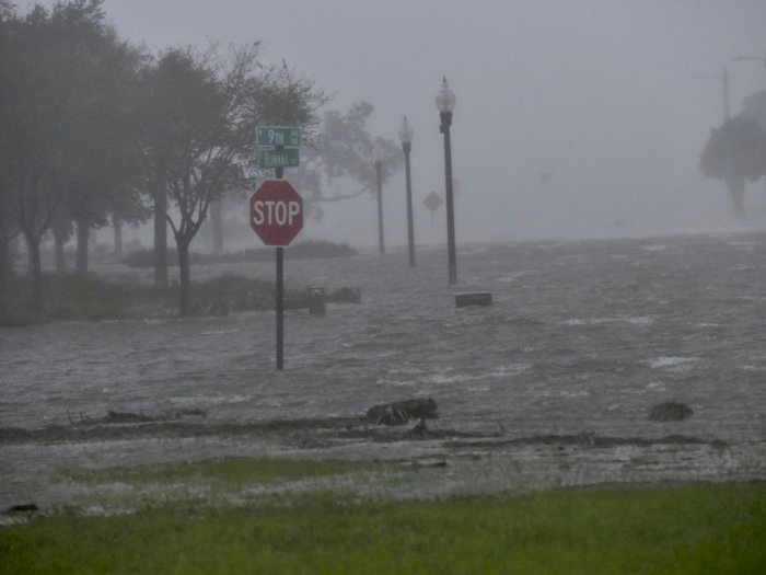 FOTO: Badai Sally Membawa Banjir ke Pantai Teluk AS