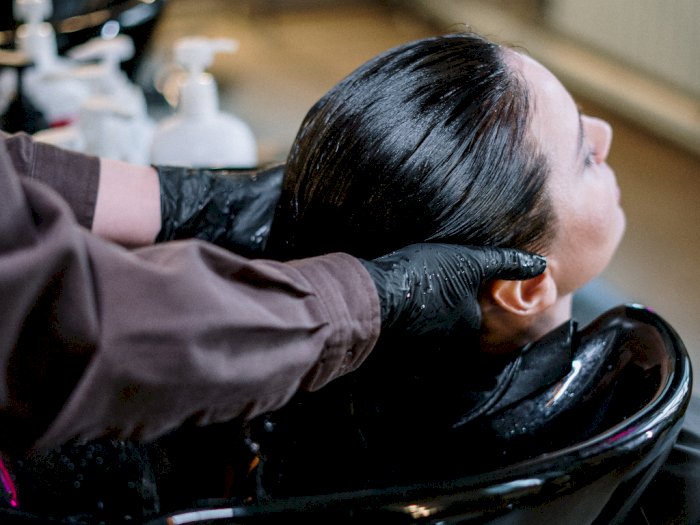 Urutan Perawatan Rambut yang Benar untuk Dapatkan Hasil yang Maksimal