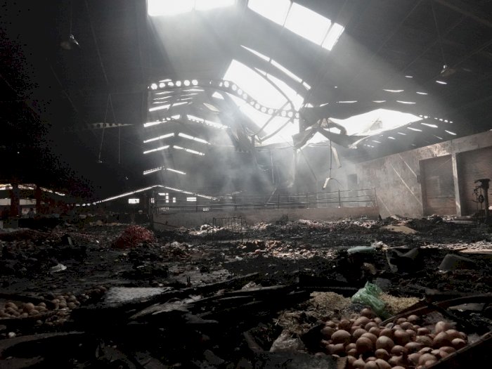 FOTO: Kebakaran Pasar Wage Purwokerto
