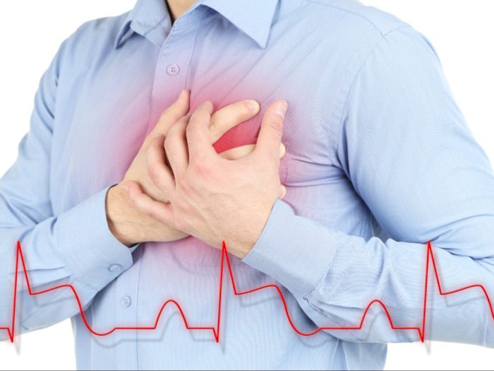 Benarkah Merasa Tersedak Gejala Serangan Jantung yang Perlu Diperhatikan?