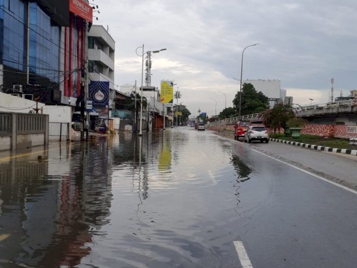 Imbas Hujan Deras Semalam, 49 RT dan 23 Jalan di Jakarta Terendam Banjir Pagi Ini