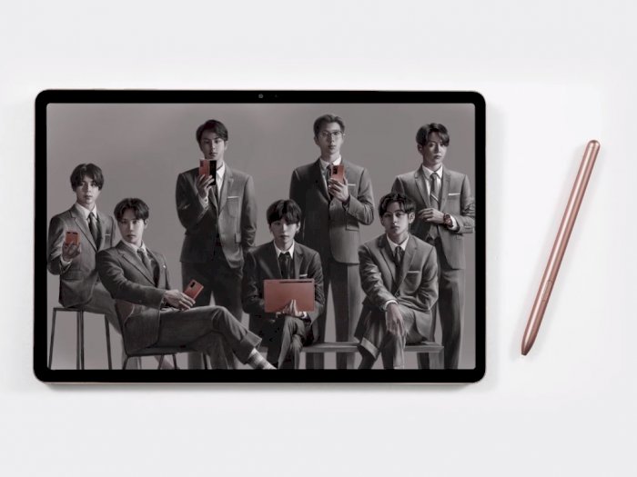 Seniman Ini Lukis Grup K-Pop BTS dengan Samsung Galaxy Tab S7+ & S Pen