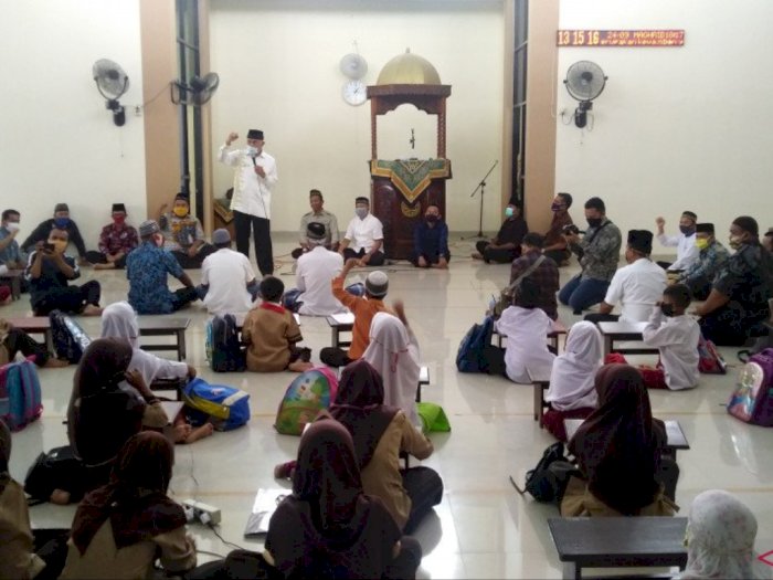 Antisipasi Proses Belajar Agar Tak Berhenti, Padang Sediakan Internet Gratis di Masjid