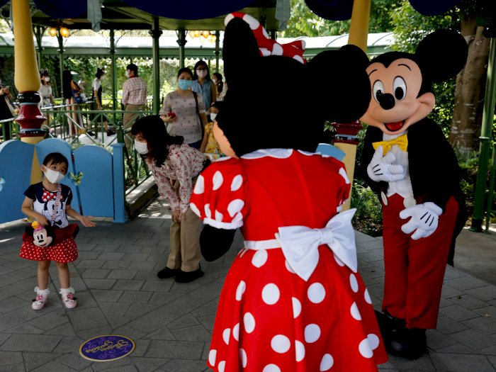 FOTO: Disneyland Kembali Dibuka Setelah Dua Bulan Tutup di Hong Kong
