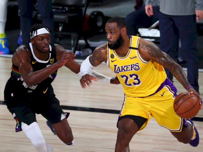 FOTO: Lakers Kalahkan Nuggets 114-108 dan Memimpin Seri 3-1