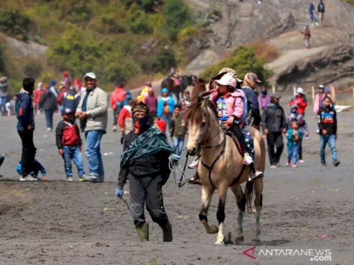 Kementerian Pariwisata Susun Protokol Kesehatan untuk Pendakian Gunung hingga Arung Jeram