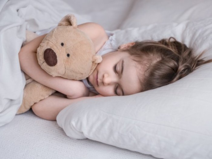 Dear Parents, Terapkan Cara Ini Agar Anak Mau Tidur Sendiri di Kamarnya