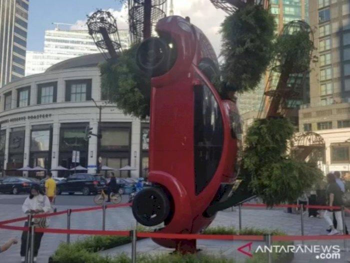 Bangga! Ada Patung Mobil Aneh di Shanghai, Ternyata Karya Seniman Indonesia, Ini Sosoknya