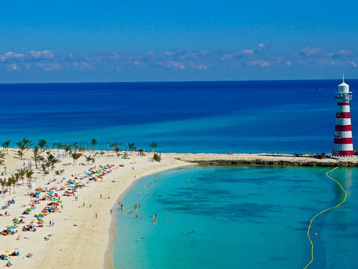 Mulai 1 November, Turis Tujuan Bahama Tidak Perlu Karantina Lagi