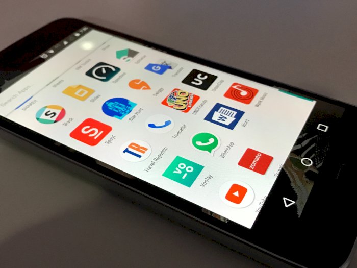 Eropa Sarankan Smartphone Agar Hadir Tanpa Aplikasi Bawaan Apapun