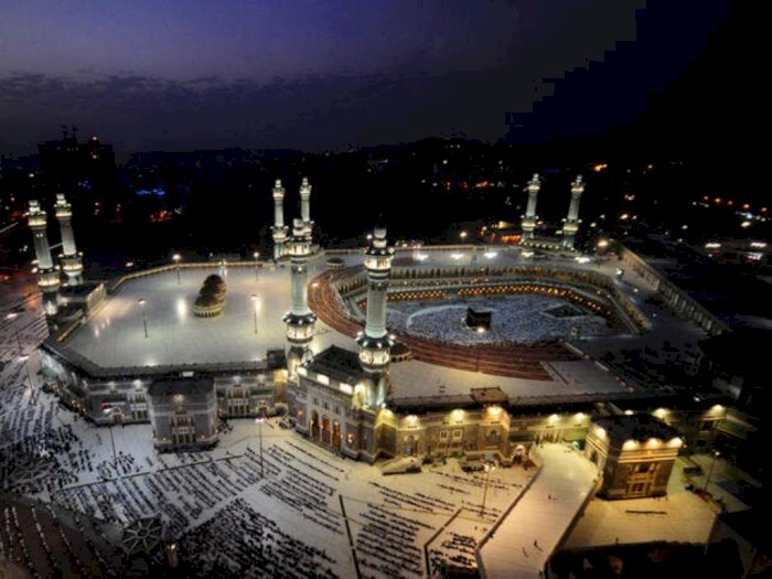 Setelah 6 Bulan Lockdown, Kota Suci Mekkah Resmi Buka Lagi Untuk Layanan Ibadah Umrah 