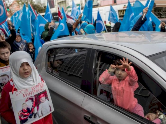 Dunia Internasional Kutuk Keras China, Kamp Paksa Tahan 1 Juta Muslim Uighur 
