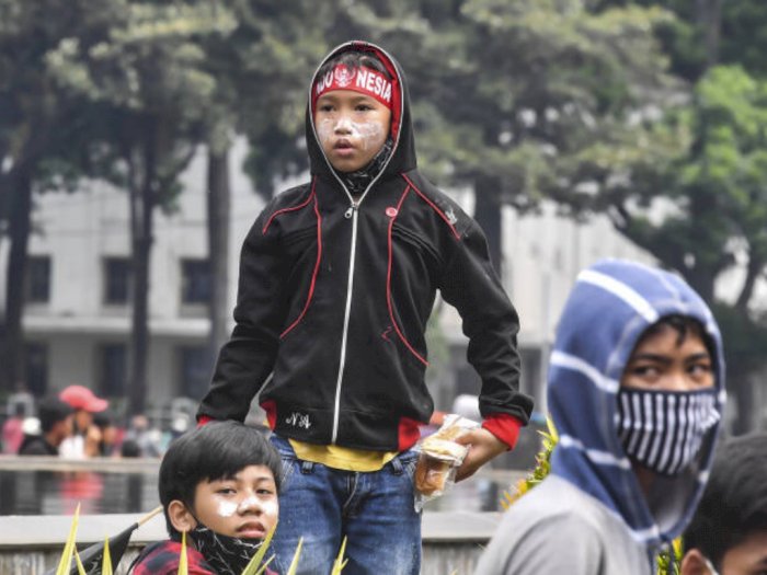 Rusuh Demo Jakarta Kemarin, 5 Bocah SD Bawa Golok Diamankan Polisi