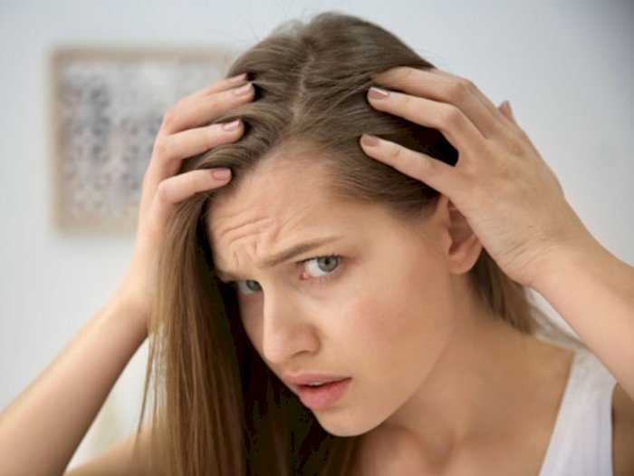 6 Pengobatan Rumahan Alami untuk Mengatasi Rambut Rontok