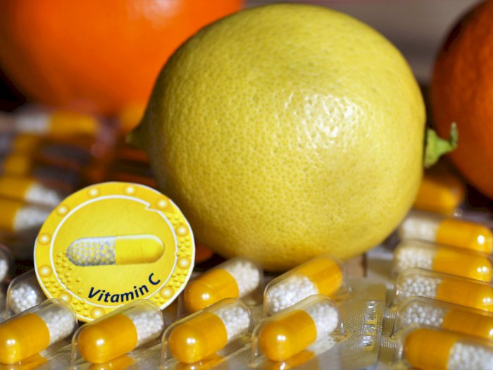 Benarkah Bubuk Vitamin C Bisa Meningkatkan Kesehatan Kulit Wajah