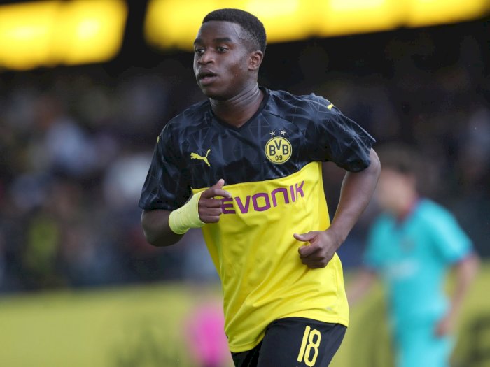 Schalke Minta Maaf Atas Rasisme Terhadap Wonderkid Dortmund, Youssoufa Moukoko