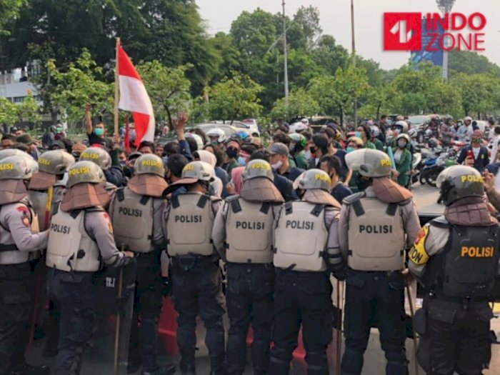 Polda Metro Terjunkan 8.000 Personel Gabungan Amankan Demo di Jakarta Hari Ini