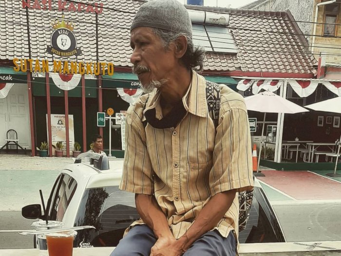Kisah Mengharukan Pak Bambang asal NTB, Keliling Jakarta Selama 3 Bulan Demi Sesuap Nasi